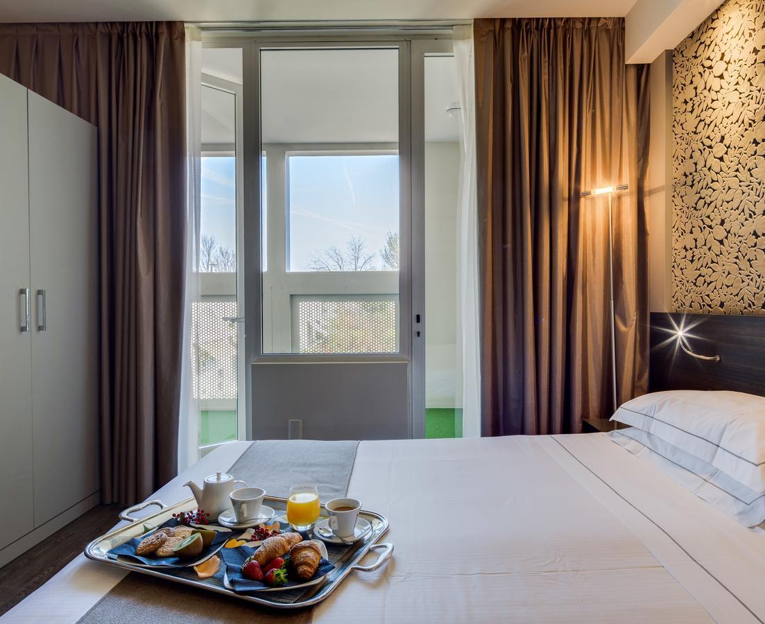Best Western Plus Hotel Farnese Parma Ngoại thất bức ảnh
