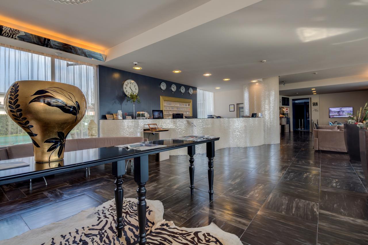 Best Western Plus Hotel Farnese Parma Ngoại thất bức ảnh